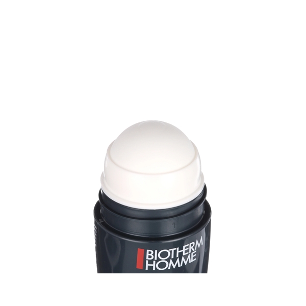 BIOTHERM_Homme_Day_Control_72h_texture.jpg blank