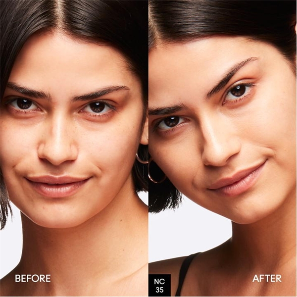 M.A.C_Studio_Fix_Powder-Plus_Foundation_NC35_Apply.jpg blank
