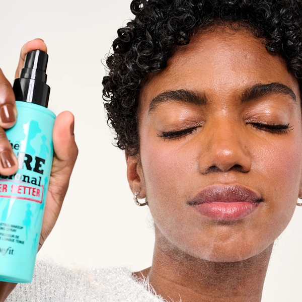 Benefit_The_POREfessional_Super_Setter_Apply blank