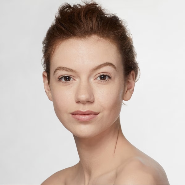 ESTEE LAUDER_Double_Wear_Makeup_1C2_PETAL_Apply blank