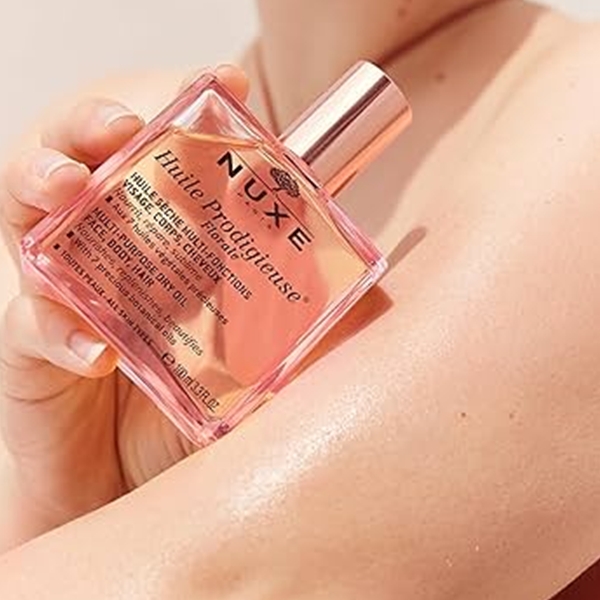 NUXE_Huile_Prodigieuse_Florale_use blank