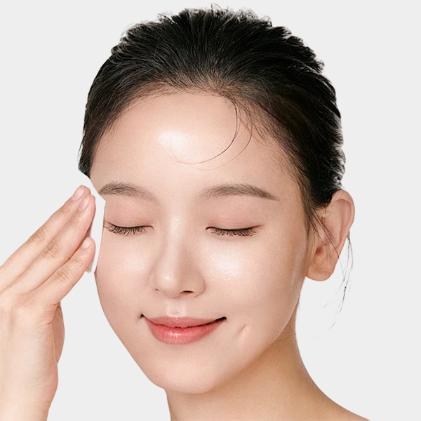 THE_BODY_SHOP_Seaweed_Oil-Control_Toner_Apply blank