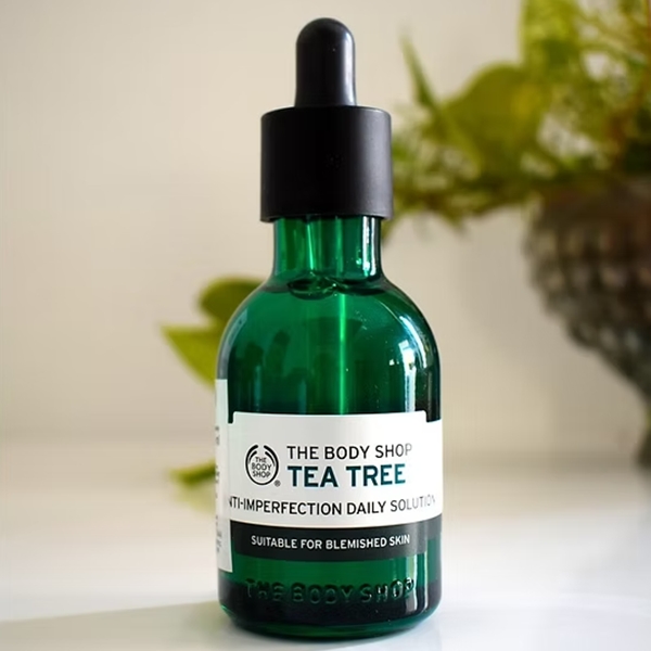 THE_BODY_SHOP_Tea_Tree_Anti-Imperfection_Daily_Solution_50ml blank