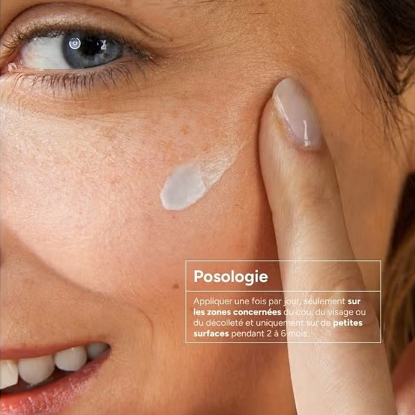 acm_depiwhite_advanced_anti-brown_spot_cream_Apply blank